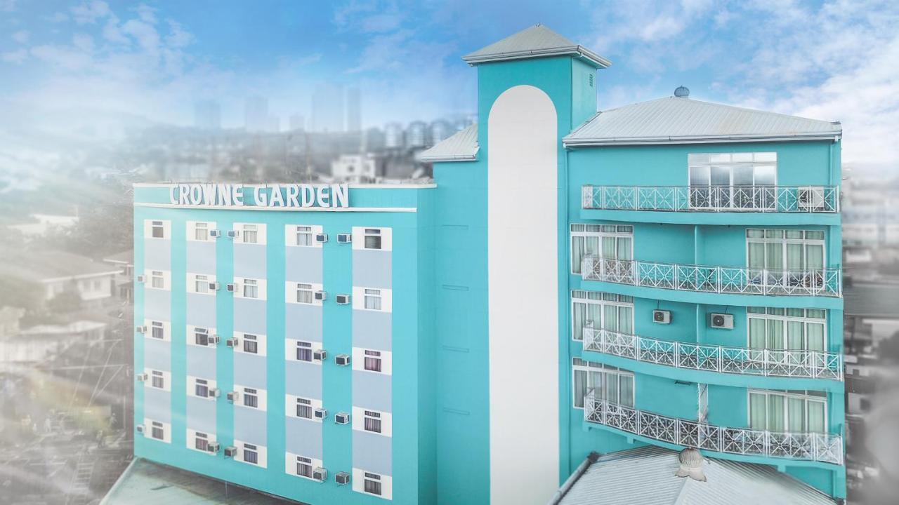 Crowne Garden Hotel Себу Экстерьер фото